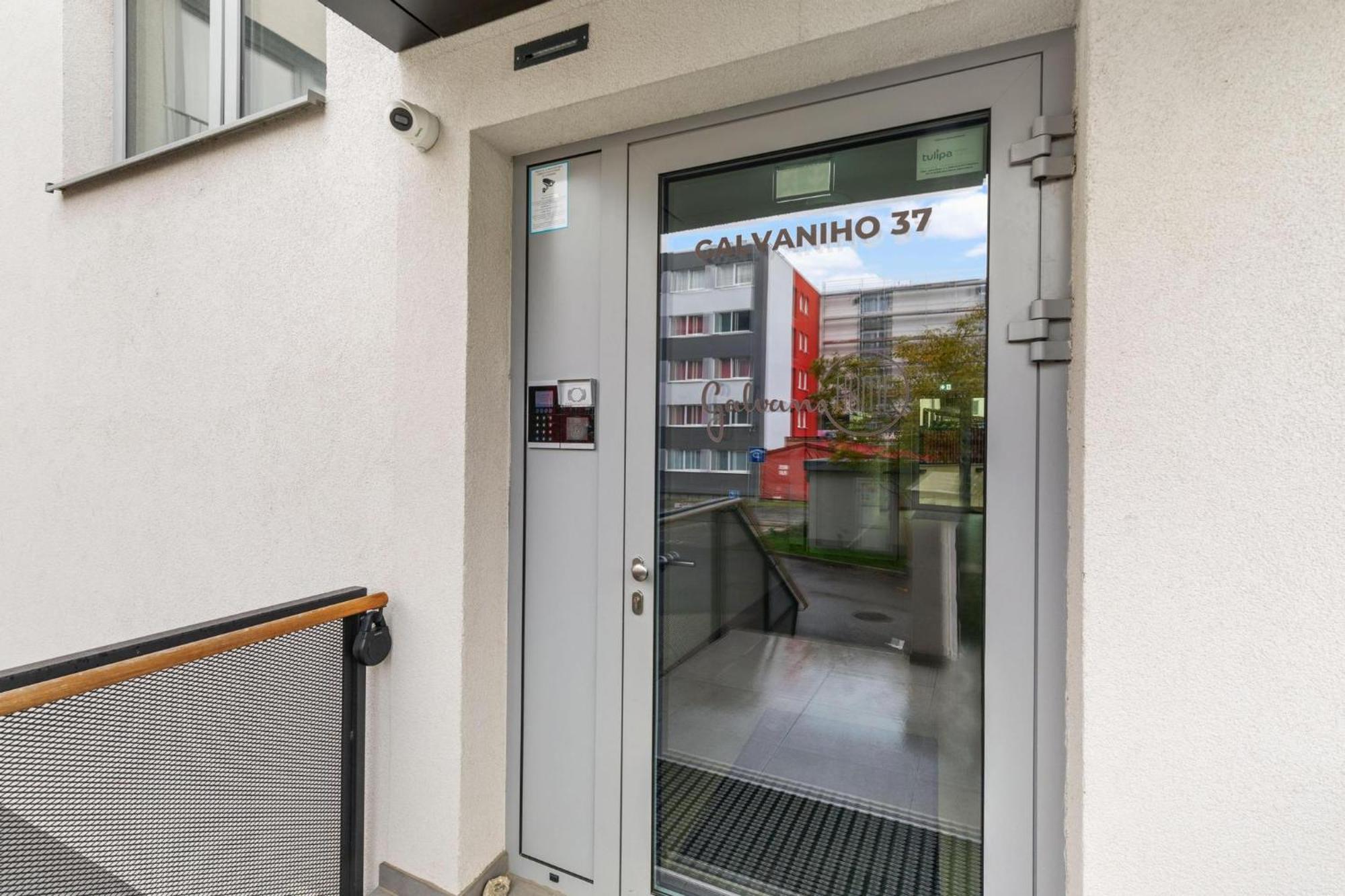 Ah Galvaniho Free Parking Bratislava Exterior photo